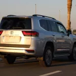 TOYOTA LANDCRUISER 300 3.3L DIESEL VXR 2023 MODEL YEAR SILVER COLOR - Thumbnail 4