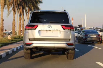 TOYOTA LANDCRUISER 300 3.3L DIESEL VXR 2023 MODEL YEAR SILVER COLOR