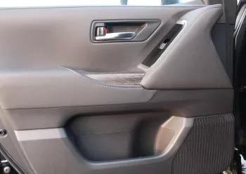 TOYOTA LANDCRUISER 300 3.3L DIESEL VXR 2023 MODEL YEAR SILVER COLOR