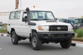 TOYOTA LANDCRUISER 78 2023 MODEL YEAR 4.5L V8 DIESEL 9 SEATER TROOP C
