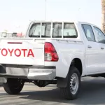 TOYOTA HILUX 2.4L 2023 MODEL YEAR DIESEL 4WD DOUBLE CAB STD MAN - Thumbnail 2
