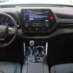 Toyota Crown Kluger 2.5L Prestige edition 2023 model Year  - Thumbnail 11