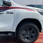 TOYOTA HILUX 2.4L DIESEL M/T 2023 MODEL YEAR WHITE COLOR - Thumbnail 5