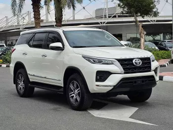 TOYOTA FORTUNER EX.R 2.7L PETROL 4WD 2021 MODEL YEAR WHITE