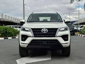 TOYOTA FORTUNER EX.R 2.7L PETROL 4WD 2021 MODEL YEAR WHITE