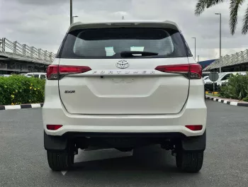 TOYOTA FORTUNER EX.R 2.7L PETROL 4WD 2021 MODEL YEAR WHITE