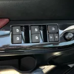 Toyota Hilux 2.7L Petrol Push Start 4wd 2024 Model Year  - Thumbnail 18