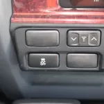Toyota Land Cruiser LC-79 M/T 2023 Model Year for Export And Local Registrtaion - Thumbnail 5