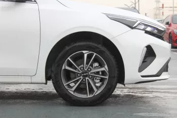 KIA K3 (CERATO) 1.5L PETROL 2022 MODEL YEAR WHITE
