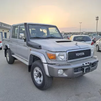 Toyota Land Cruiser LC-79 4.5L V8 2022 Model Year Full Option