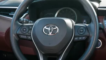 TOYOTA COROLLA CROSS 2.0L HYBRID 2023 MODEL YEAR 