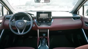 TOYOTA COROLLA CROSS 2.0L HYBRID 2023 MODEL YEAR 