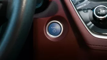 TOYOTA COROLLA CROSS 2.0L HYBRID 2023 MODEL YEAR 
