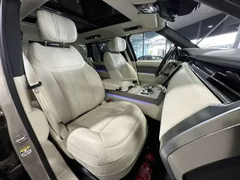 Range Rover Vogue First Edition 2022 Model Year Al Tayer Warranty and Service Contract