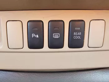  TOYOTA FORTUNER SR5 PREMIUM MID OPTION 2.7L V4 4WD WHITE 2013 MODEL YEAR 
