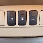  TOYOTA FORTUNER SR5 PREMIUM MID OPTION 2.7L V4 4WD WHITE 2013 MODEL YEAR  - Thumbnail 13