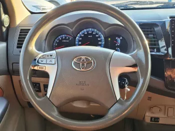  TOYOTA FORTUNER SR5 PREMIUM MID OPTION 2.7L V4 4WD WHITE 2013 MODEL YEAR 
