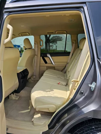 TOYOTA PRADO GXR ORIGINAL SHAPE 4.0L V6 4WD GRAY 2014 MODEL YEAR 