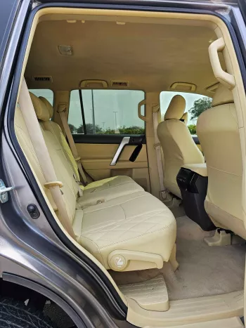 TOYOTA PRADO GXR ORIGINAL SHAPE 4.0L V6 4WD GRAY 2014 MODEL YEAR 