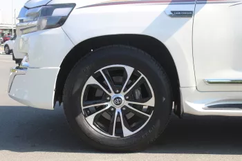 TOYOTA LAND CRUISER GX.R GRAND TOURING 4.0L PETROL V6 2021 MODEL YEAR