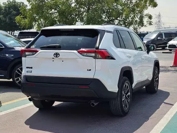 TOYOTA RAV4 LE MID OPTION 2.5L V4 WHITE 2021 MODEL YEAR 