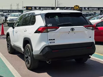 TOYOTA RAV4 LE MID OPTION 2.5L V4 WHITE 2021 MODEL YEAR 