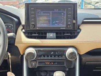 TOYOTA RAV4 LE MID OPTION 2.5L V4 WHITE 2021 MODEL YEAR 