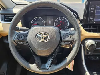 TOYOTA RAV4 LE MID OPTION 2.5L V4 WHITE 2021 MODEL YEAR 