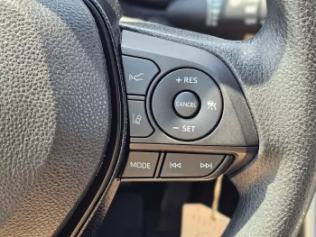 TOYOTA RAV4 LE MID OPTION 2.5L V4 WHITE 2021 MODEL YEAR 