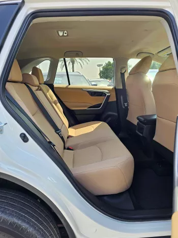 TOYOTA RAV4 LE MID OPTION 2.5L V4 WHITE 2021 MODEL YEAR 