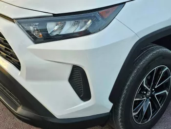 TOYOTA RAV4 LE MID OPTION 2.5L V4 WHITE 2021 MODEL YEAR 