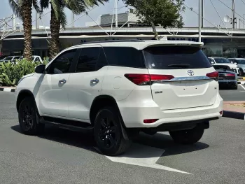 TOYOTA FORTUNER GXR FULL OPTION 4.0L V6 4WD WHITE 2019 MODEL YEAR 