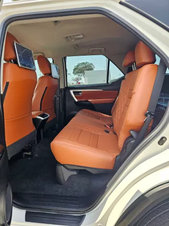 TOYOTA FORTUNER GXR FULL OPTION 4.0L V6 4WD WHITE 2019 MODEL YEAR 