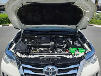 TOYOTA FORTUNER GXR FULL OPTION 4.0L V6 4WD WHITE 2019 MODEL YEAR 