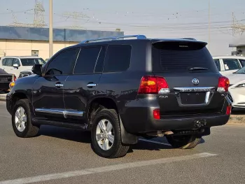 TOYOTA LANDCRUISER GXR SUNROOF FULL OPTION  4.0L V6 4WD GRAY 2015 MODEL YEAR 