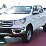 Toyota Hilux 2.4 Diesel Engine 2023 Model Year Basic Option White Exterior Black Interior - Thumbnail 3