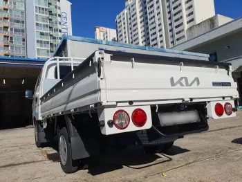Kia K2700 2.5L DIESEL KING CAB 2023 MODEL YEAR