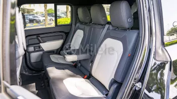 Land Rover Defender 130 X-DYNAMIC HSE P400 ADVENTURE PACKAGE 2023 MODEL YEAR