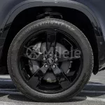 Land Rover Defender 130 X-DYNAMIC HSE P400 ADVENTURE PACKAGE 2023 MODEL YEAR - Thumbnail 23