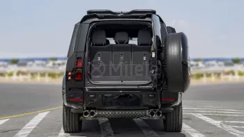 Land Rover Defender 130 X-DYNAMIC HSE P400 ADVENTURE PACKAGE 2023 MODEL YEAR