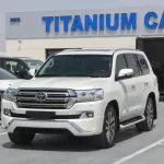 TOYOTA LAND CRUISER VX.R 5.7L PETROL V8 2017 MODEL YEAR AL FUTTAIM - Thumbnail 1