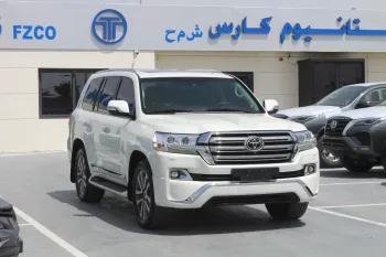 TOYOTA LAND CRUISER VX.R 5.7L PETROL V8 2017 MODEL YEAR AL FUTTAIM