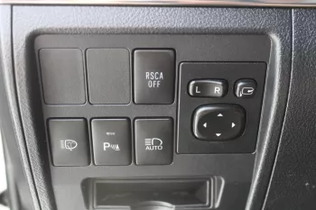 TOYOTA LAND CRUISER VX.R 5.7L PETROL V8 2017 MODEL YEAR AL FUTTAIM