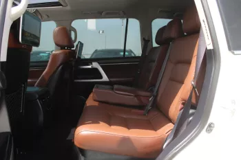 TOYOTA LAND CRUISER VX.R 5.7L PETROL V8 2017 MODEL YEAR AL FUTTAIM