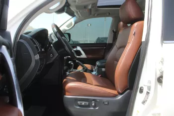 TOYOTA LAND CRUISER VX.R 5.7L PETROL V8 2017 MODEL YEAR AL FUTTAIM