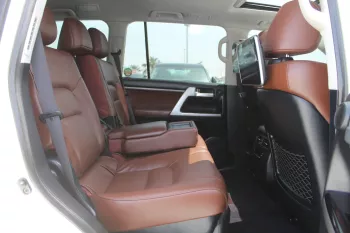 TOYOTA LAND CRUISER VX.R 5.7L PETROL V8 2017 MODEL YEAR AL FUTTAIM
