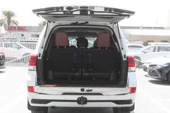 TOYOTA LAND CRUISER VX.R 5.7L PETROL V8 2017 MODEL YEAR AL FUTTAIM