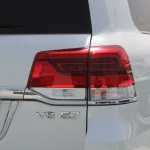 TOYOTA LAND CRUISER VX.R 5.7L PETROL V8 2017 MODEL YEAR AL FUTTAIM - Thumbnail 7