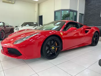 Ferrari 488 twin-turbocharged 3.9-liter V-8 2018 Model Year