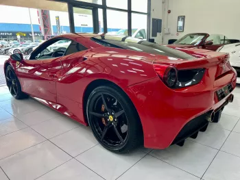 Ferrari 488 twin-turbocharged 3.9-liter V-8 2018 Model Year